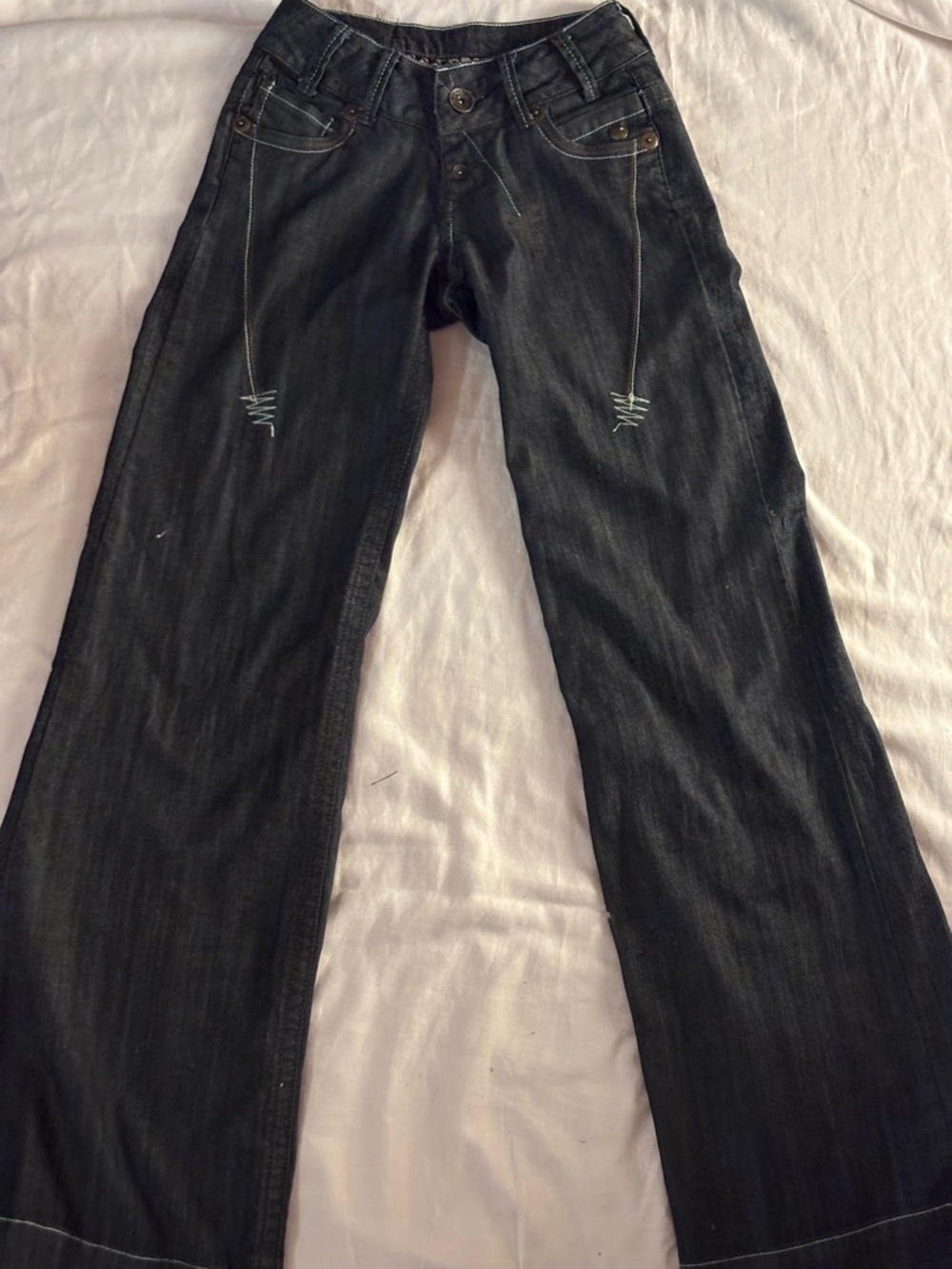 Low waisted Apple Bottoms Women's Blue Flare Jeans